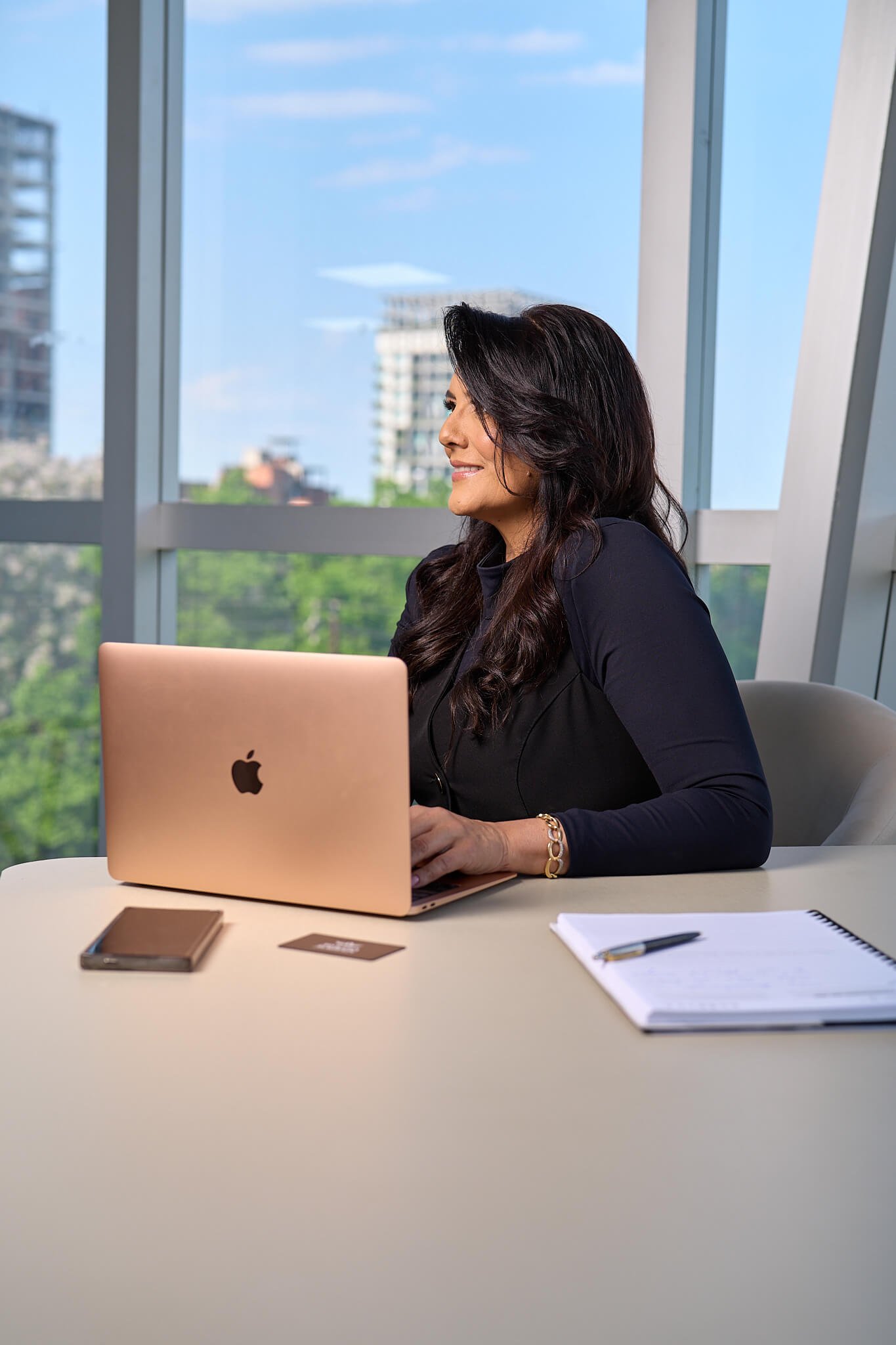 Myrtha Machain em atendimento e planejamento durante consultoria online